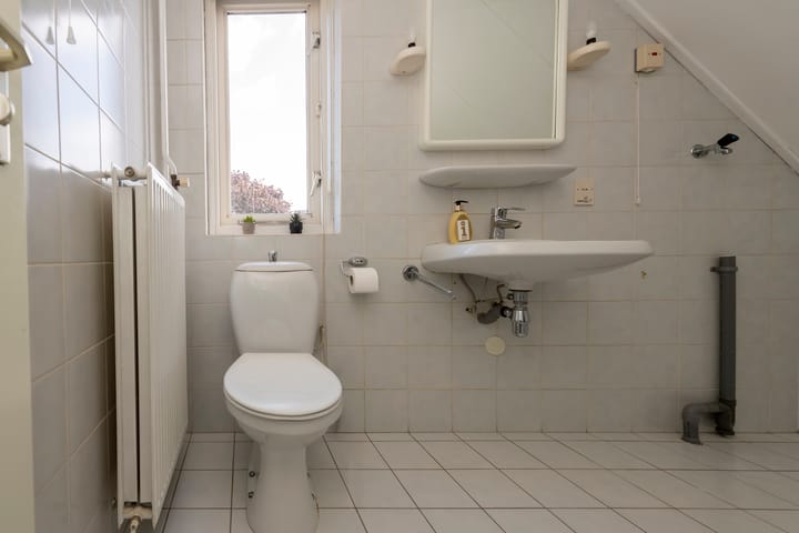 Photo 26 of Monseigneur Mutsaertsstraat 10