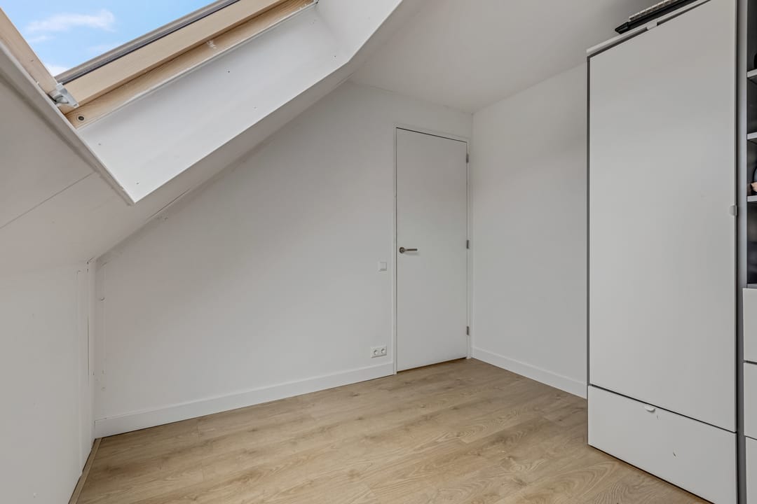 Photo 32 of Conerij 18