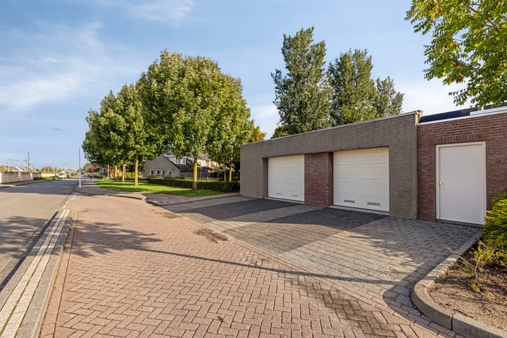 Foto 2 van Acacia 81