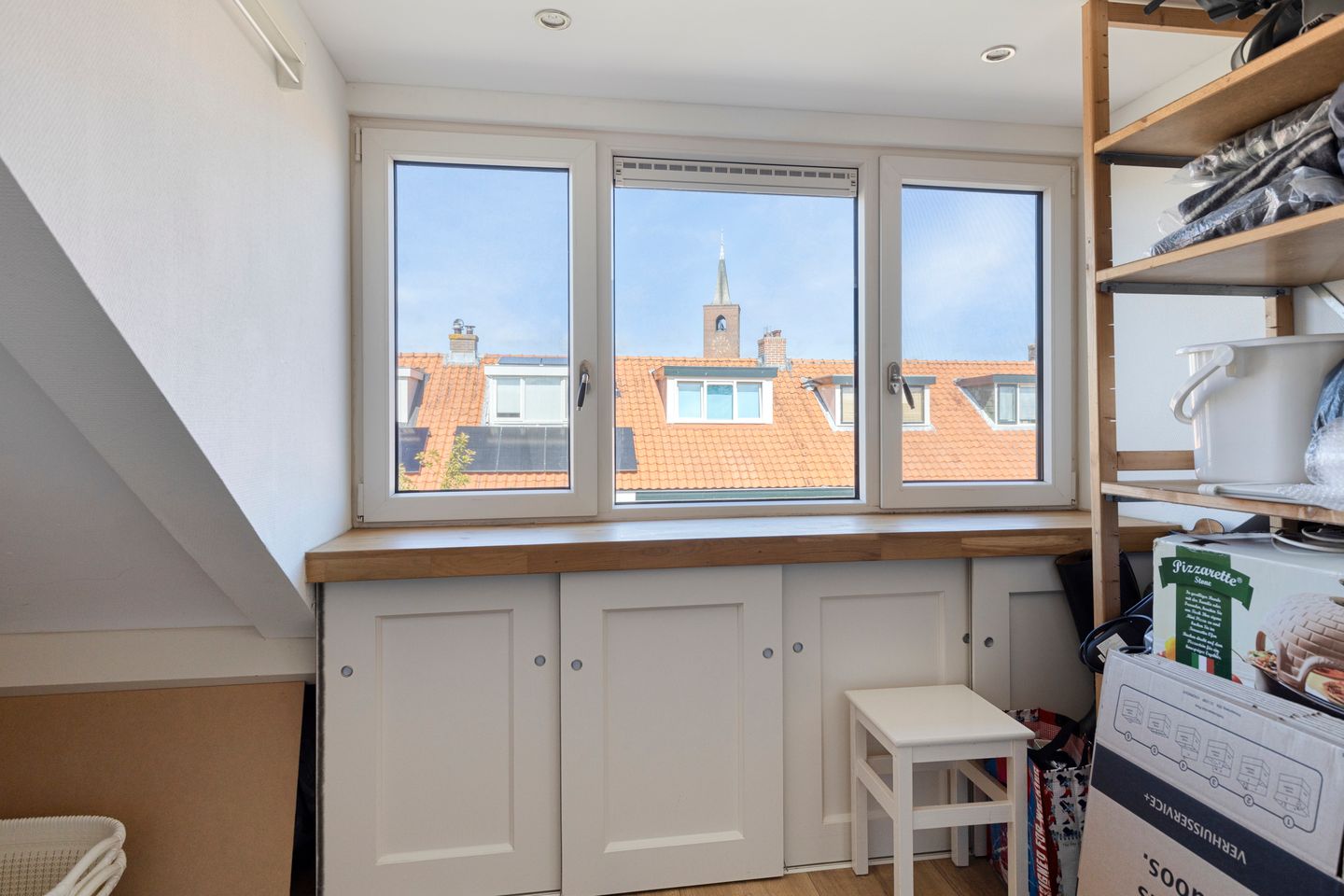 Photo 34 of Hugo de Vriesstraat 25