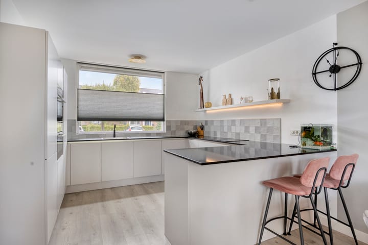 Foto 12 van Christinastraat 44