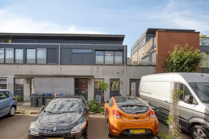 Foto 1 van Hoefsmid 9