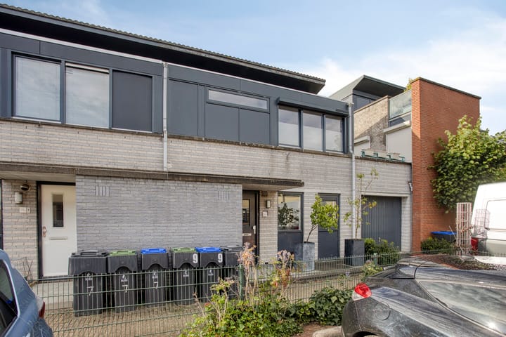 Foto 24 van Hoefsmid 9