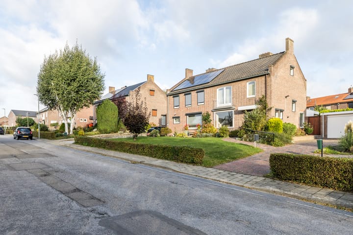 Foto 45 van Voltalaan 15