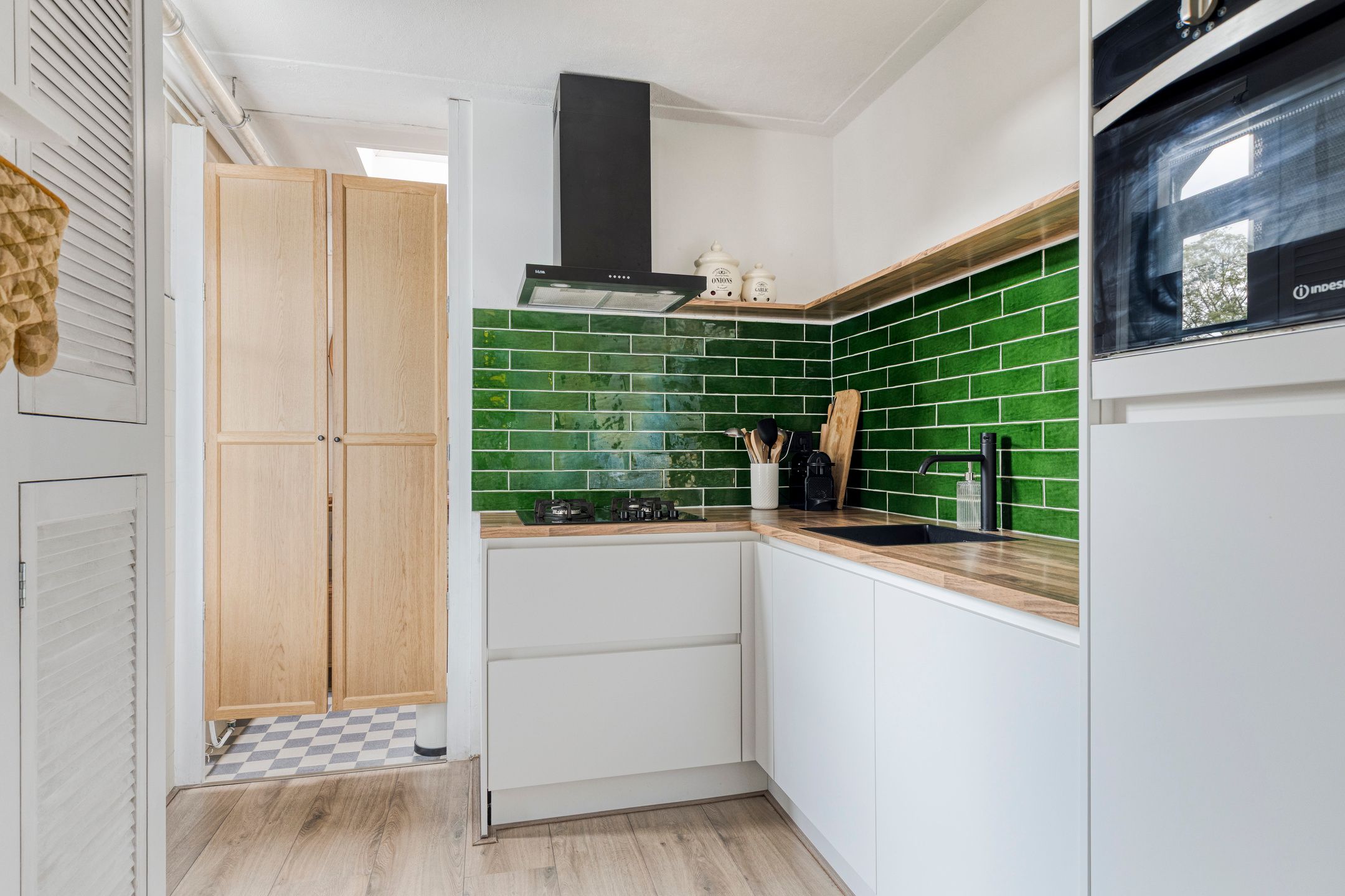 Photo 3 of Stadhouderslaan 9