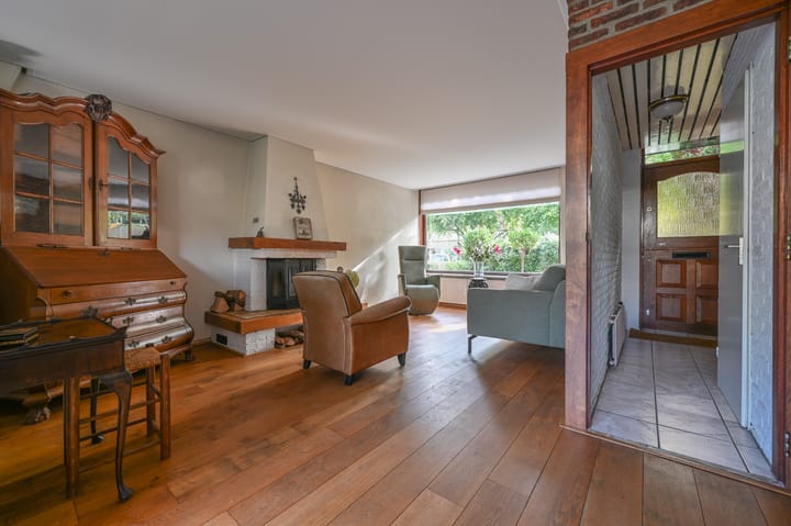 Foto 6 van Meerkoetstraat 13