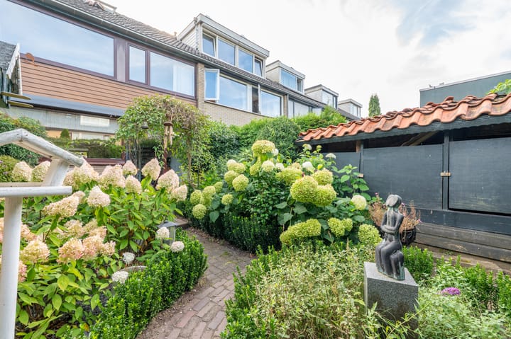 Foto 27 van Meerkoetstraat 13