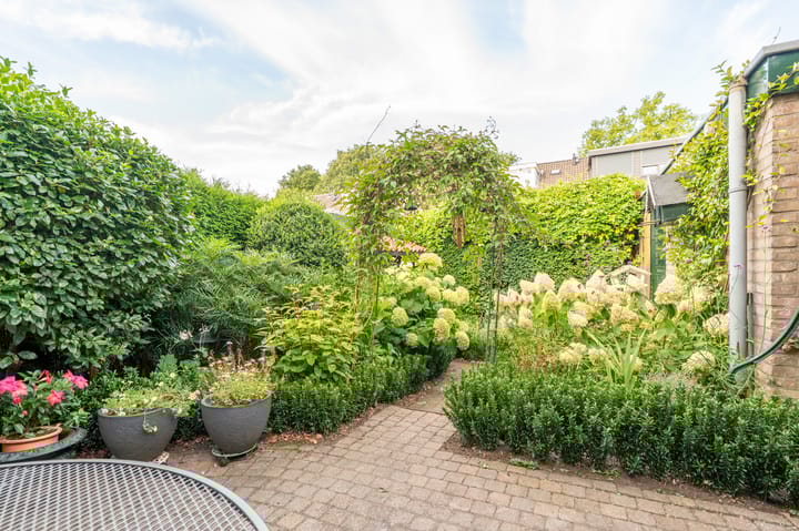 Foto 30 van Meerkoetstraat 13