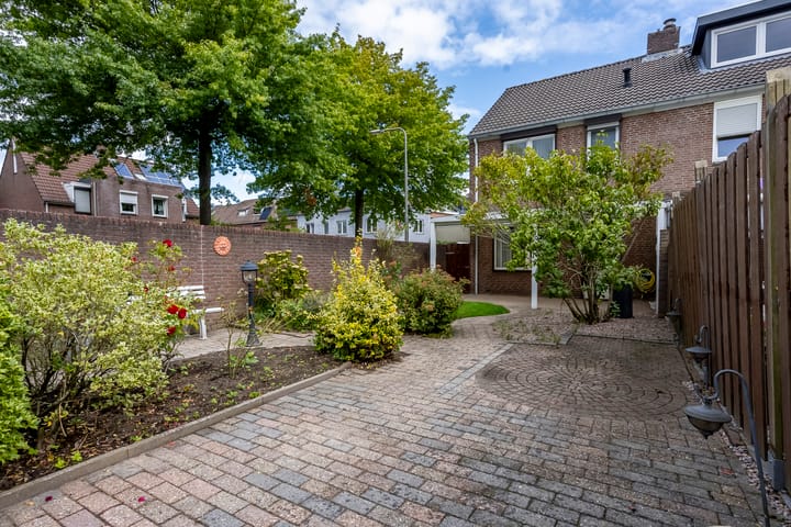 Foto 16 van Pleinstraat 25