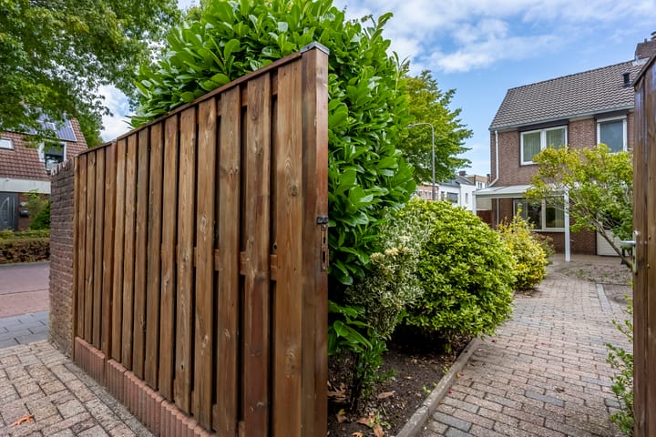 Foto 19 van Pleinstraat 25