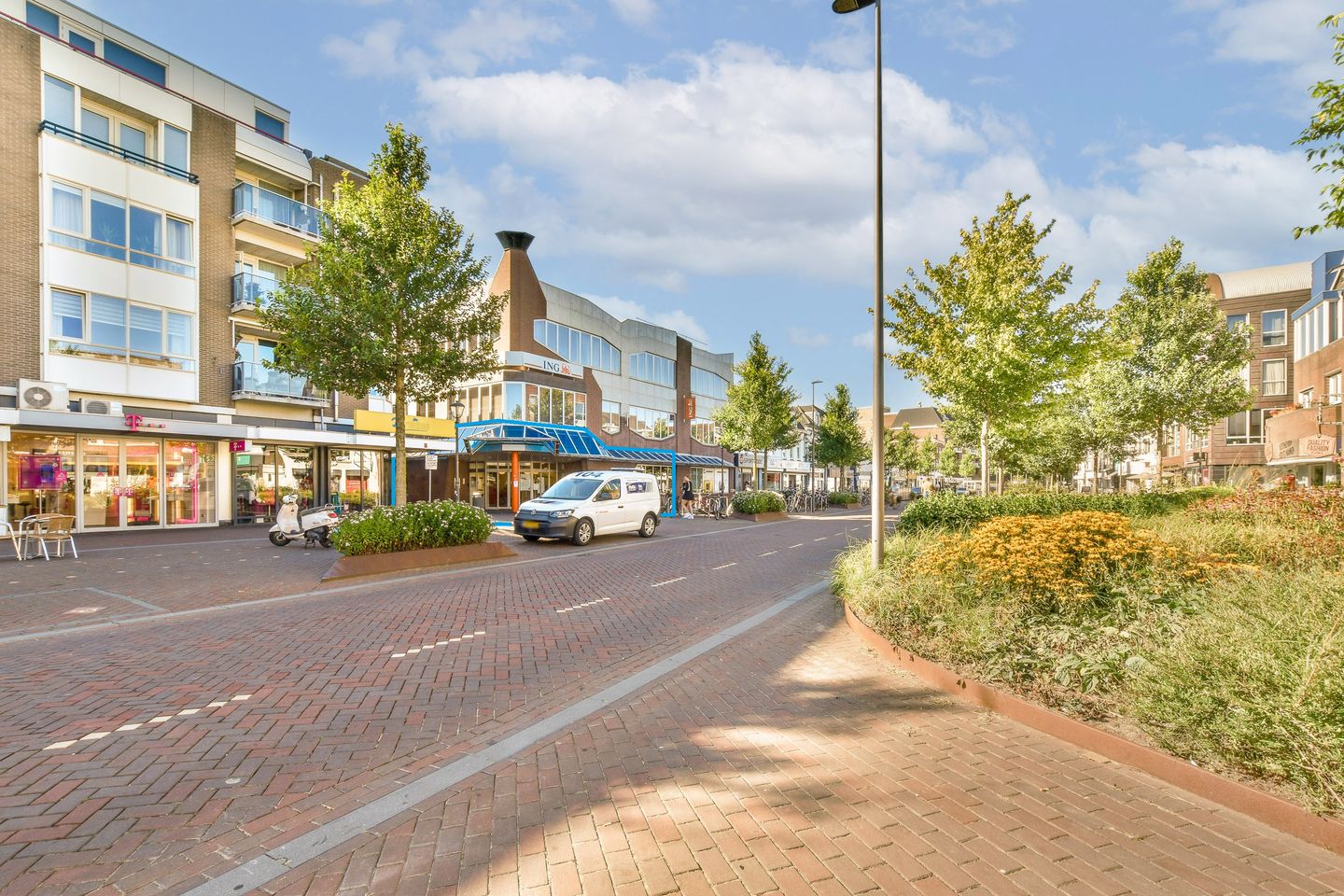View photo 4 of Breestraat 35