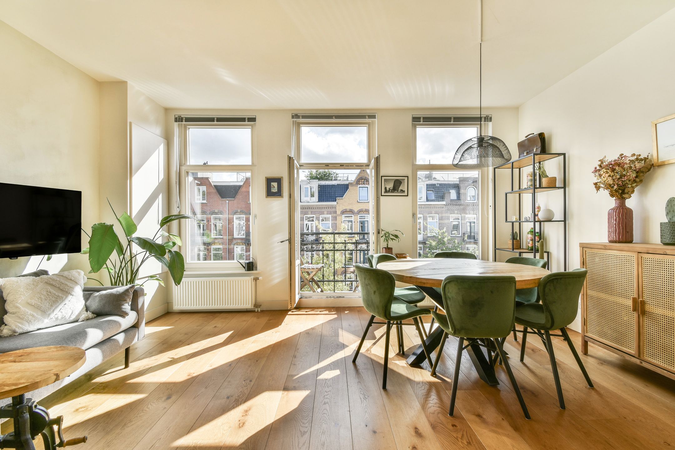 Photo 6 of Javastraat 67-3