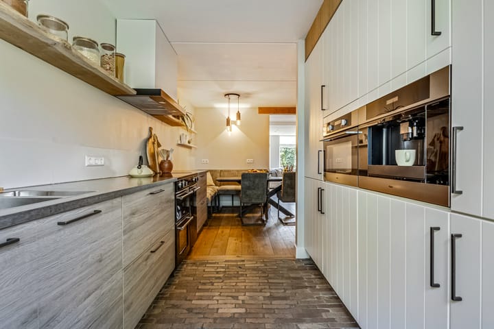 Photo 19 of Waterlelie 36