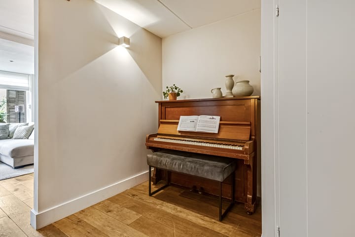 Photo 23 of Waterlelie 36