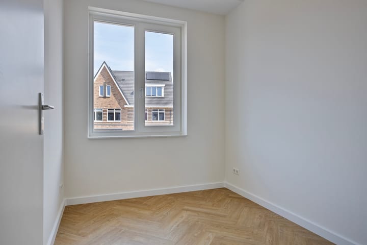 Foto 20 van John Kraaijkampstraat 12