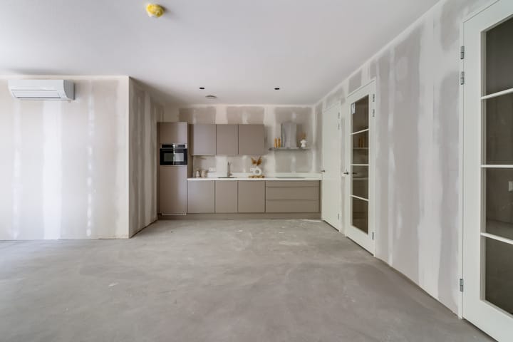 Foto 2 van Raadhuisplein 4