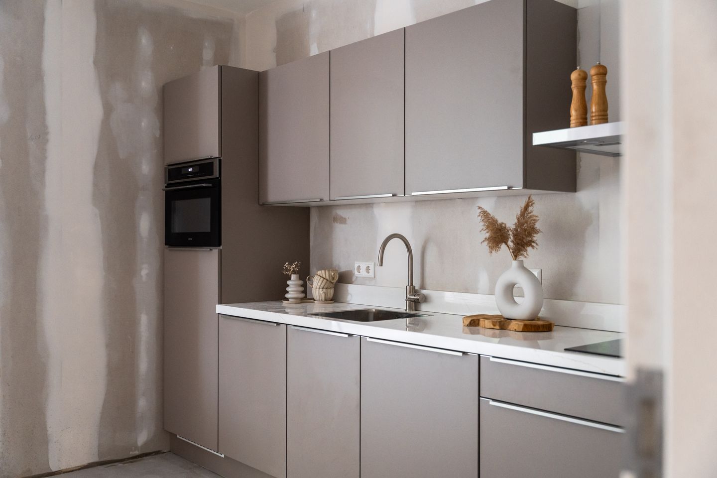 Photo 4 of Raadhuisplein 4