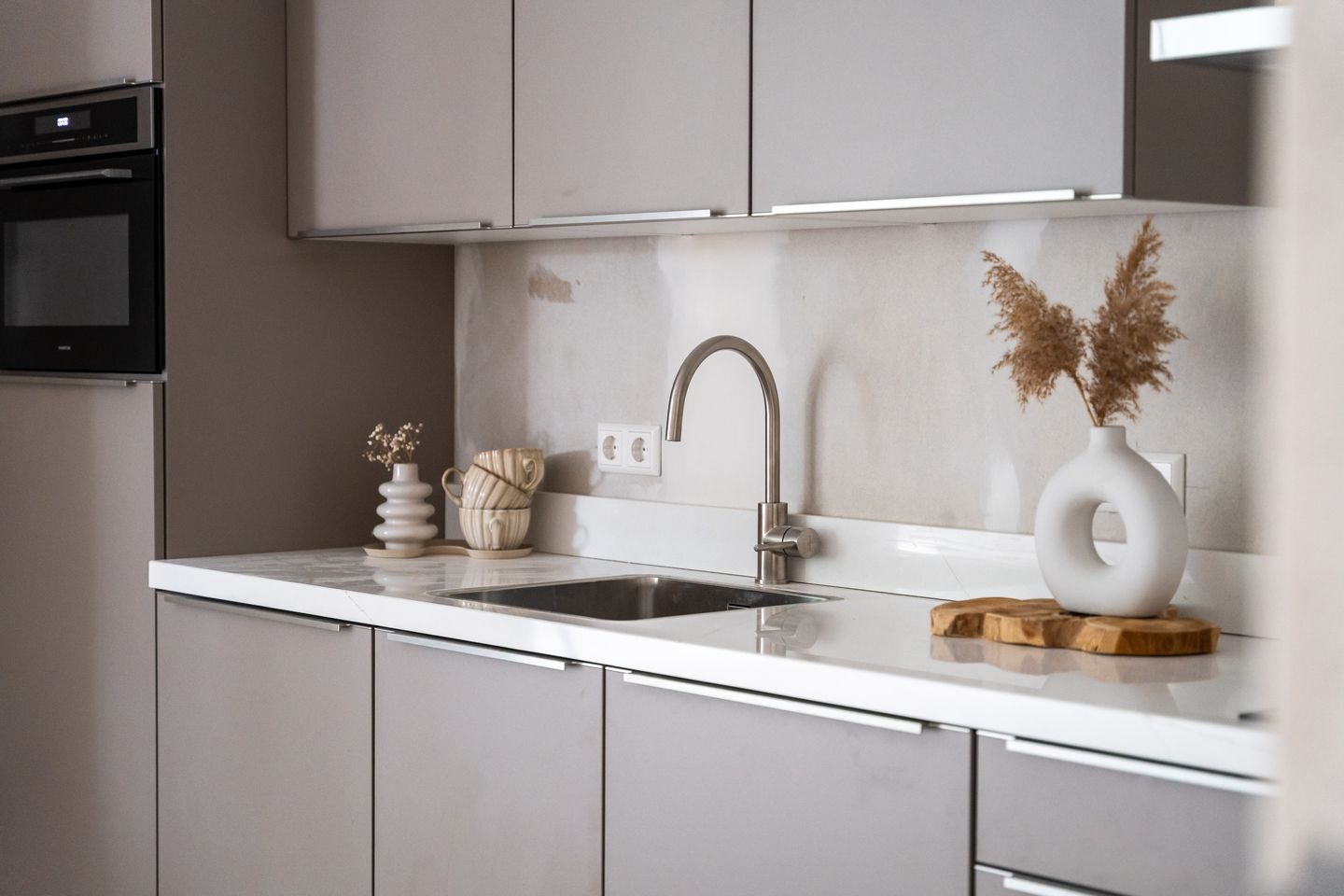 Photo 5 of Raadhuisplein 4