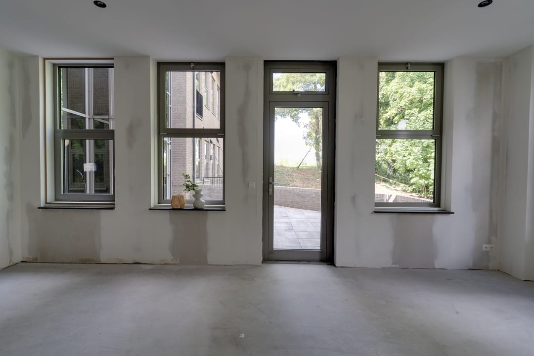 Photo 11 of Raadhuisplein 4