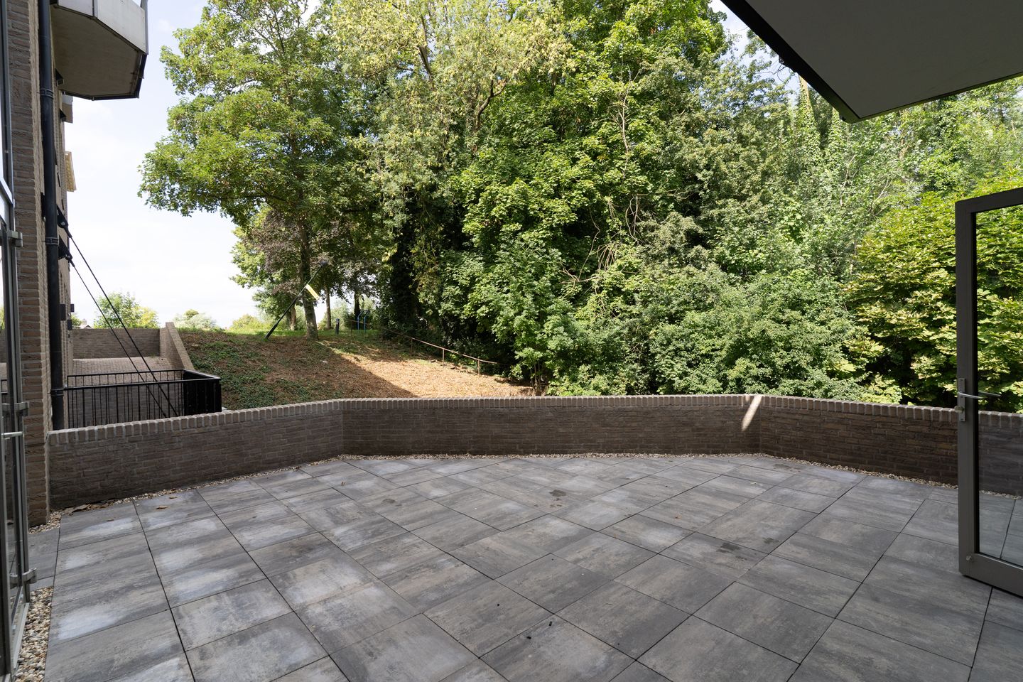 Photo 14 of Raadhuisplein 4