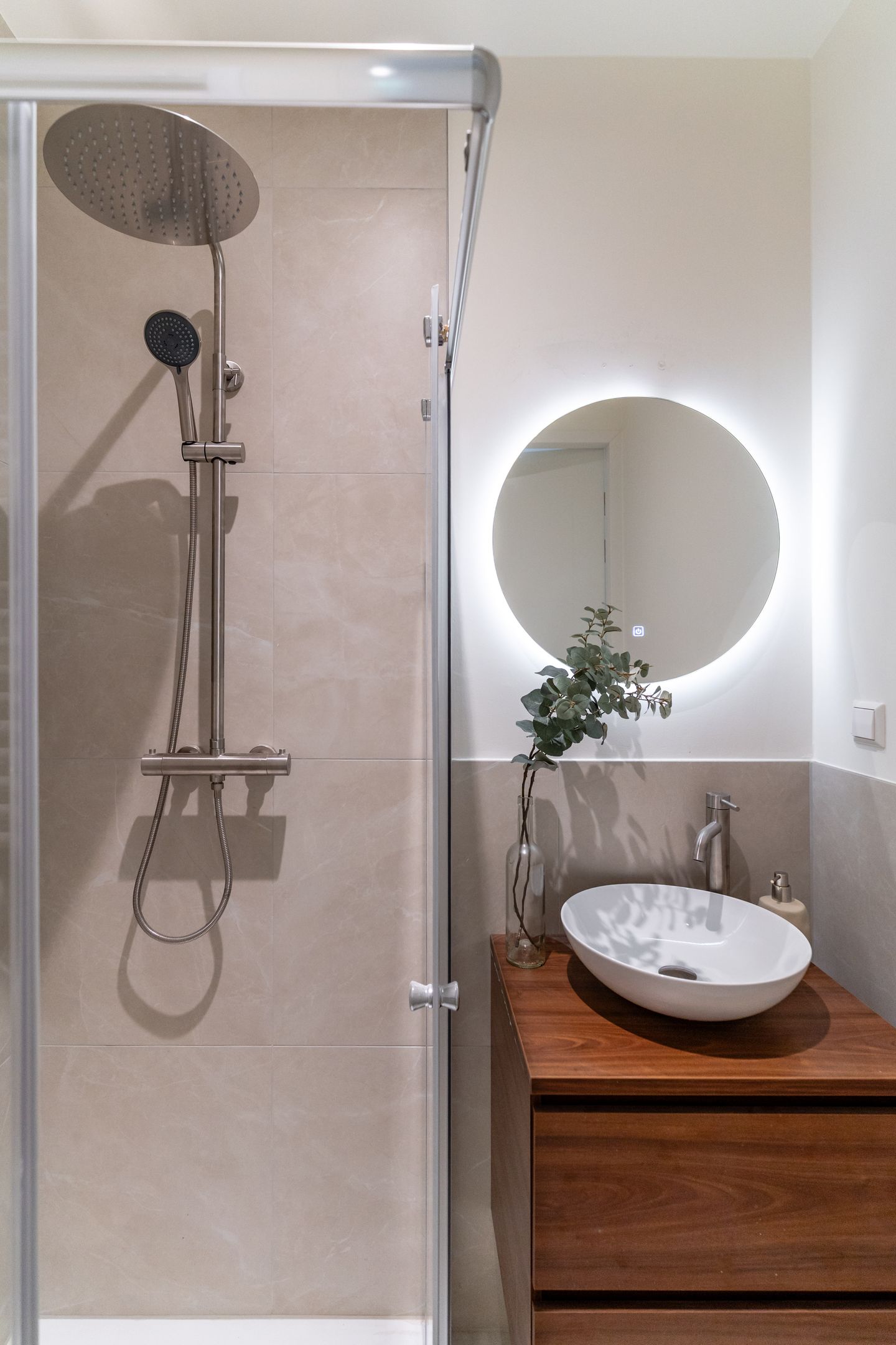 Photo 34 of Raadhuisplein 4