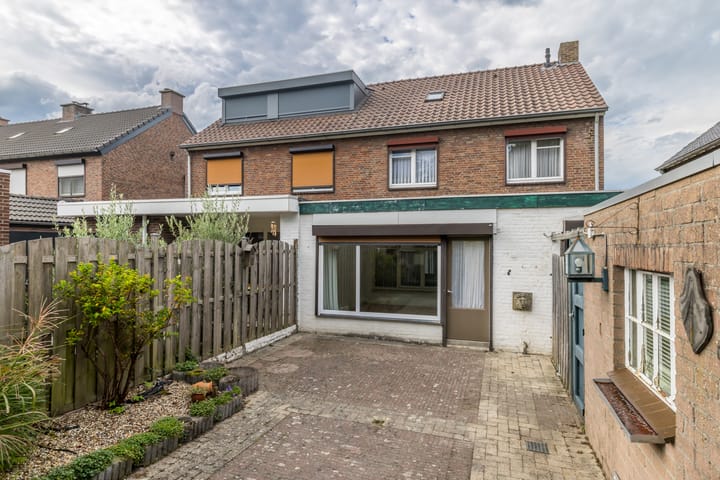 Foto 24 van Burg Strijkersstraat 29