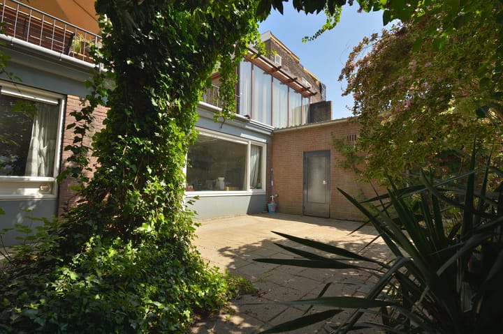 Photo 19 of Willemstraat 59