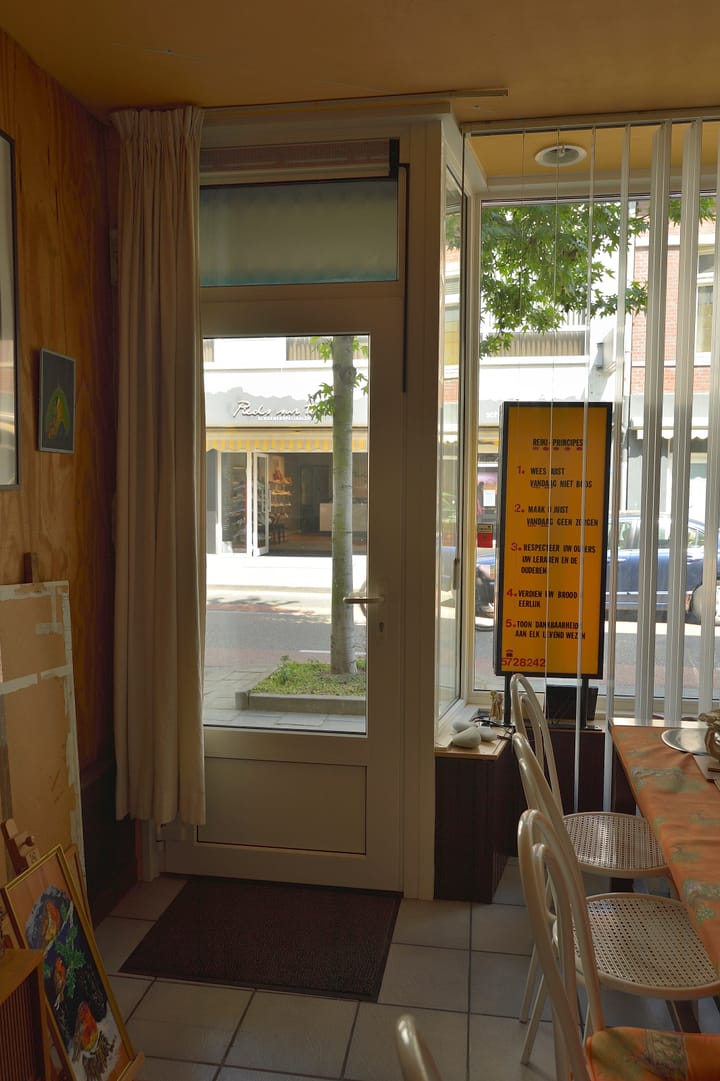 Photo 16 of Willemstraat 59