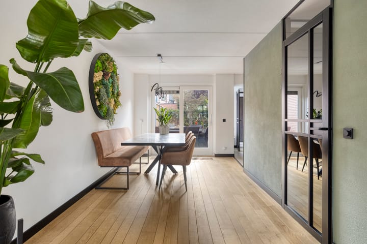 Foto 15 van Sientje van Houtenlaan 61