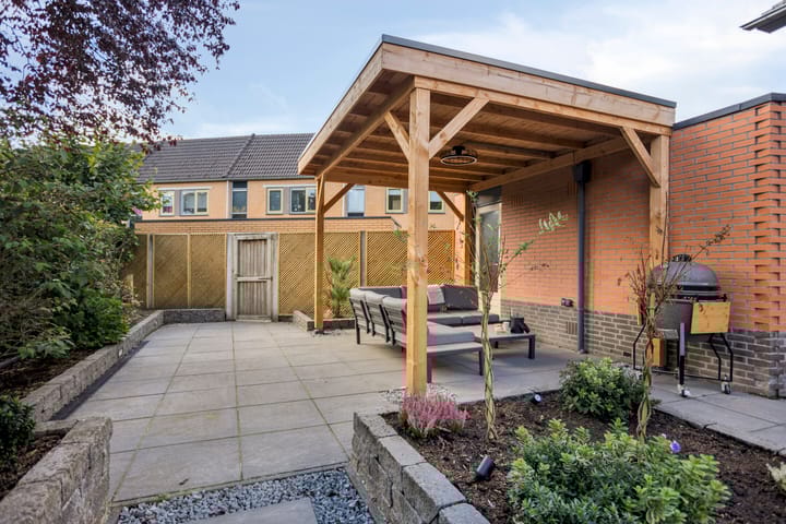 Foto 44 van Sientje van Houtenlaan 61