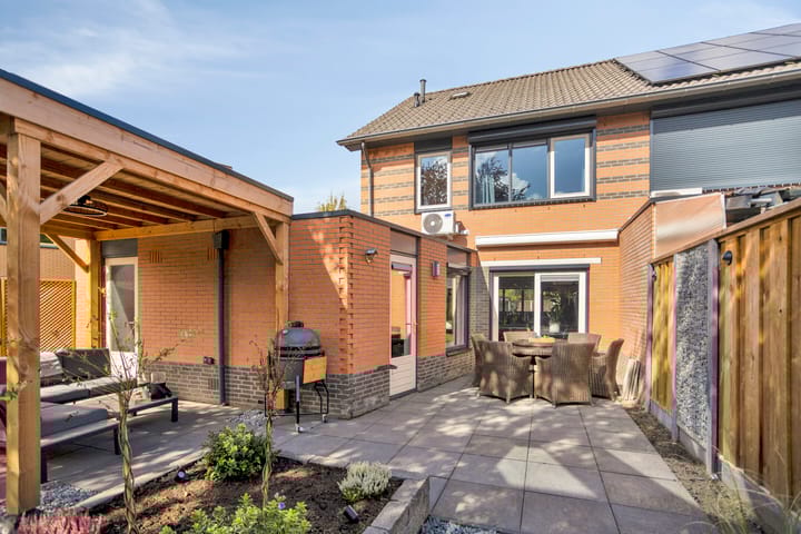 Foto 48 van Sientje van Houtenlaan 61