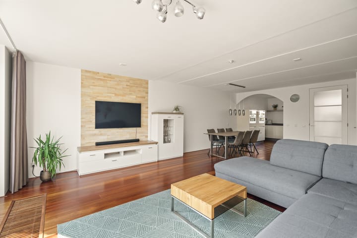 Foto 2 van Ibizakade 25