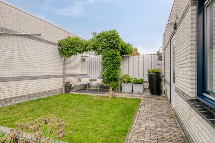 Foto 33 van Schoolstraat 65