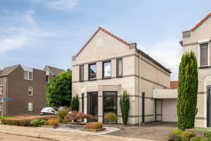 Photo 4 of Schoolstraat 65