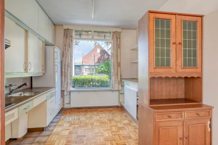 Photo 10 of Haaglaan 5