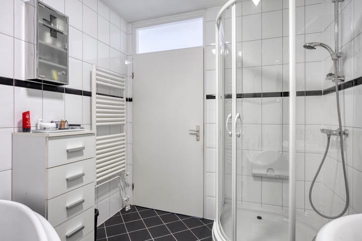 Photo 14 of Joannes Antonides van der Goeskade 14-06