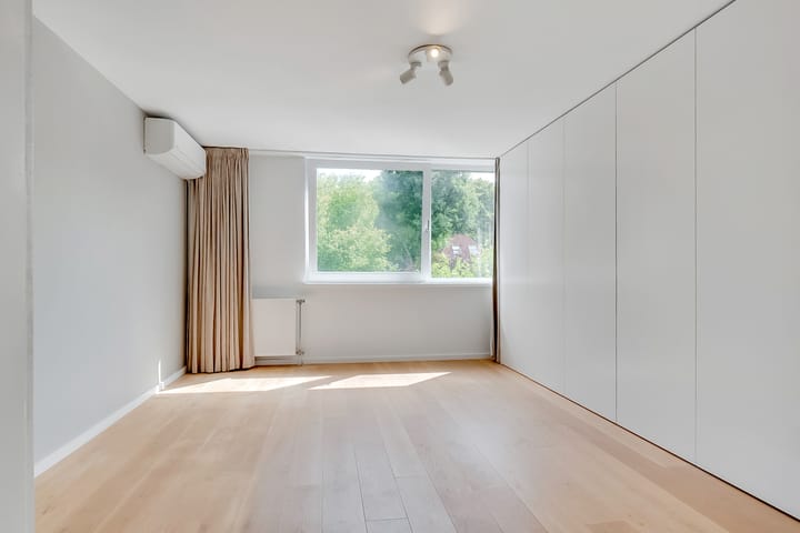 Foto 35 van Mevrouw Leinweberlaan 30