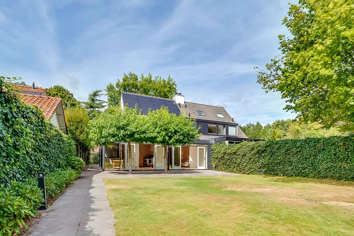 Foto 55 van Mevrouw Leinweberlaan 30