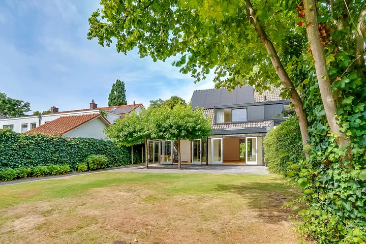 Foto 61 van Mevrouw Leinweberlaan 30