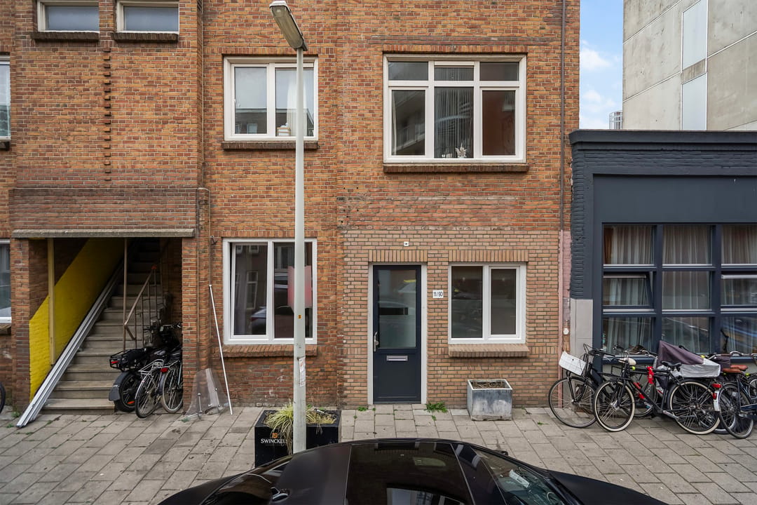 Photo 1 of Lyonnetstraat 9-D