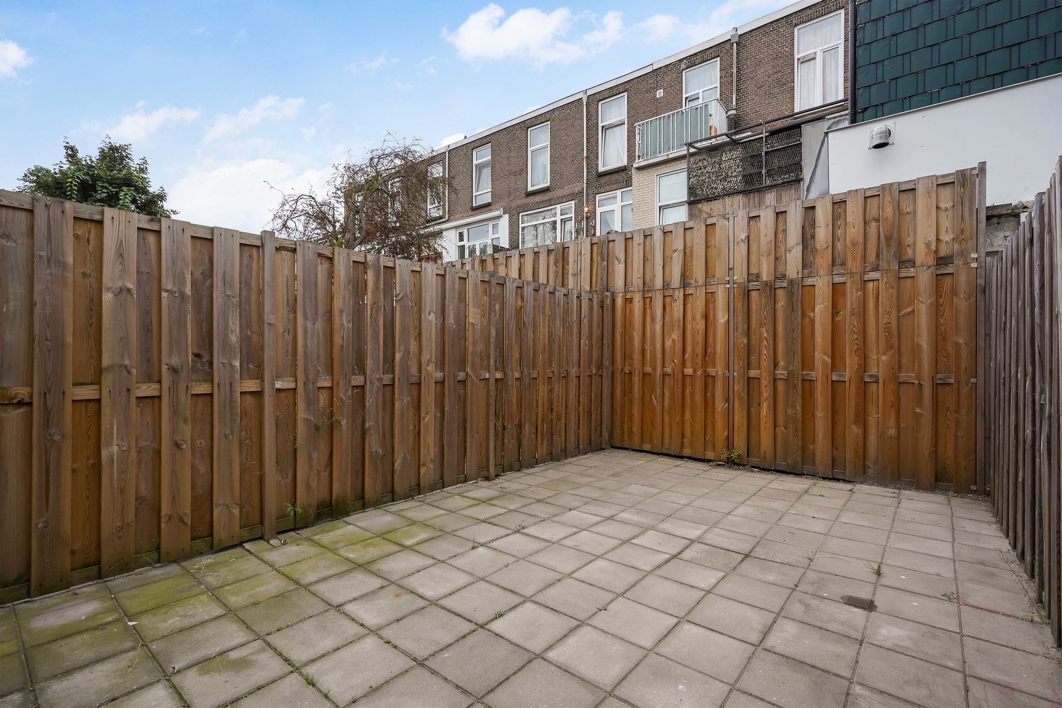 Photo 9 of Lyonnetstraat 9-D