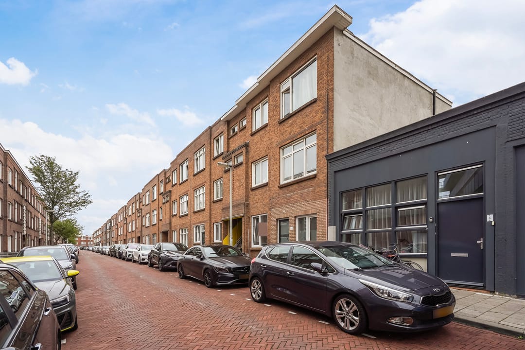 Photo 28 of Lyonnetstraat 9-D