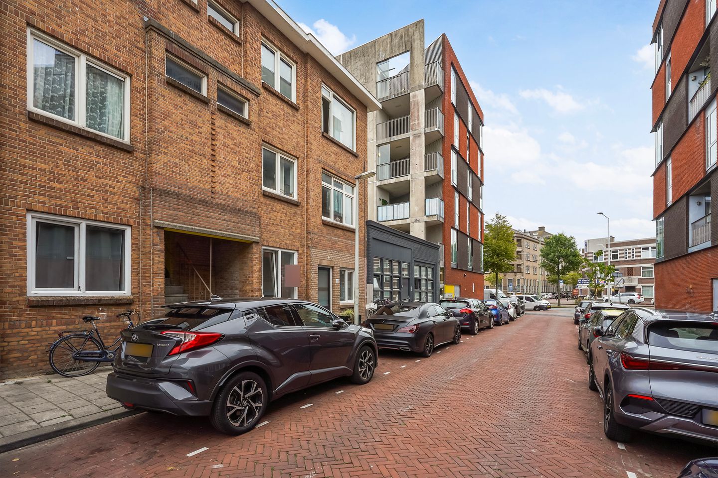 Photo 29 of Lyonnetstraat 9-D