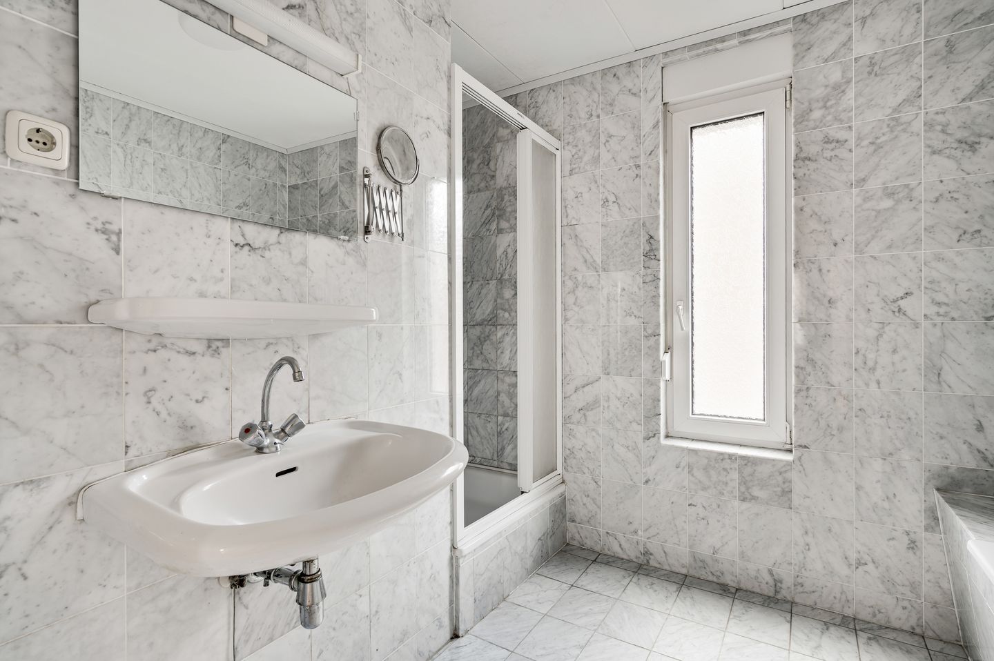 Foto 14 van Valkenburgerstraat 14