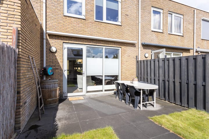 Photo 36 of Oostmeerlaan 137