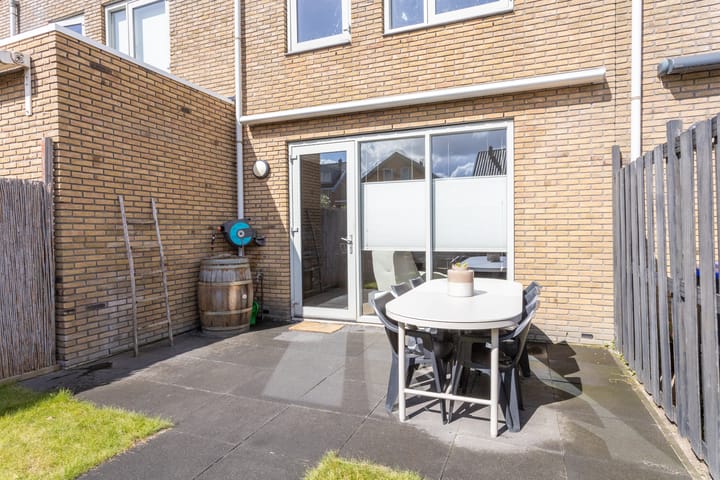 Photo 37 of Oostmeerlaan 137