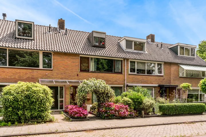 Marsstraat 8