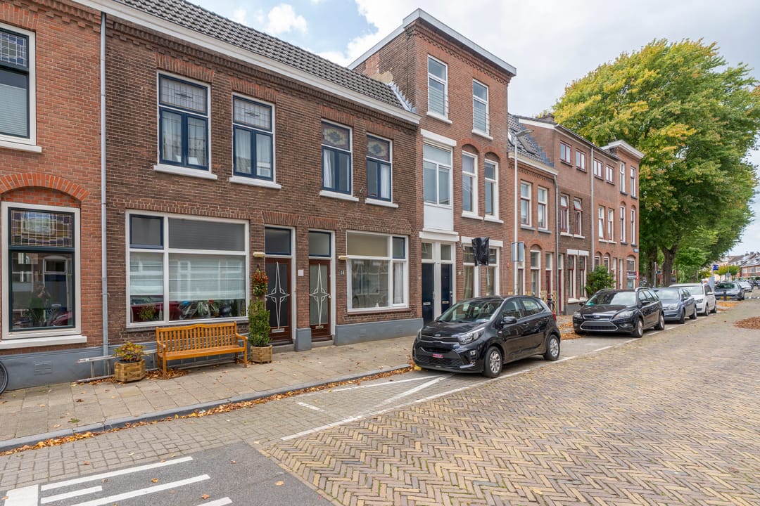 Foto 32 van Van Lennepstraat 34