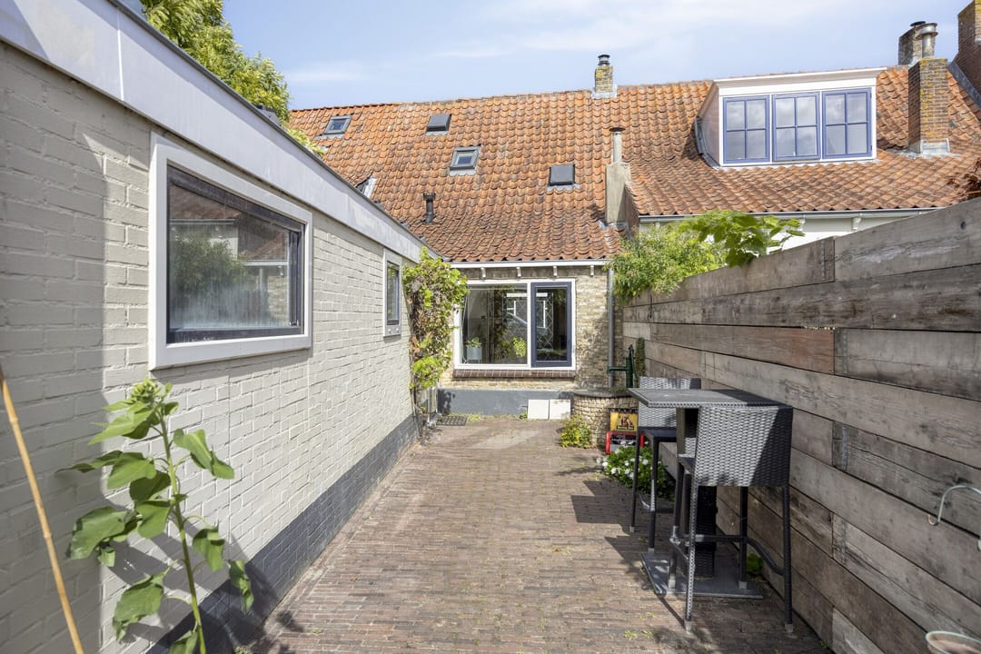 Photo 13 of Veerstraat 13