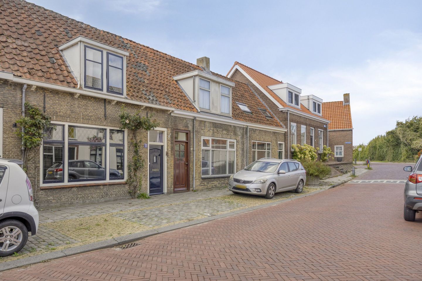 Photo 20 of Veerstraat 13